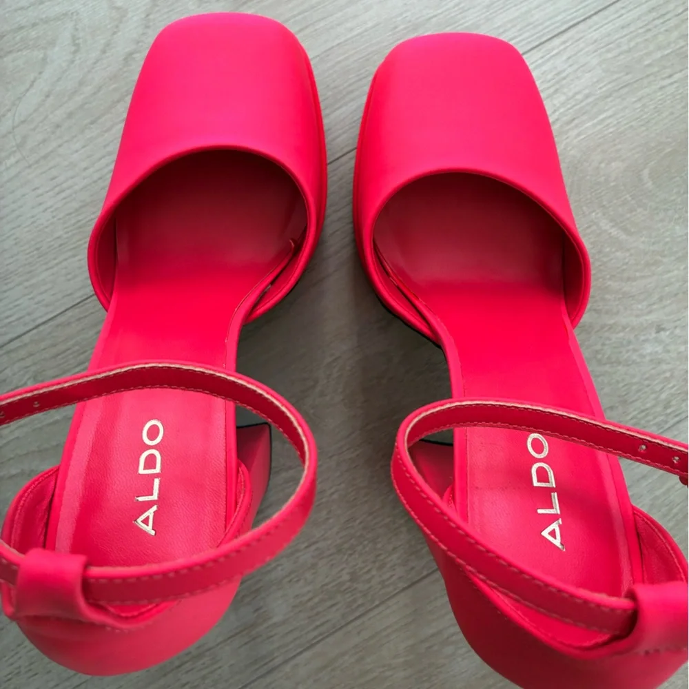 Aldo Double Platform Heeled Shoes in Fuchsia - Picture 12 of 12